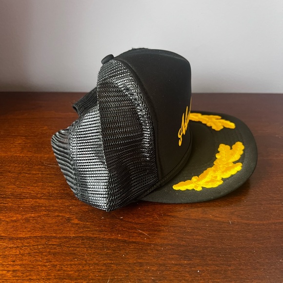 Vintage Aladdin Black and Yellow‎ Trucker Hat - Picture 2 of 6